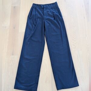 TNA Aritzia Women's Navy Blue High Rise Wide Leg Crawford Trouser Pants Size 2
